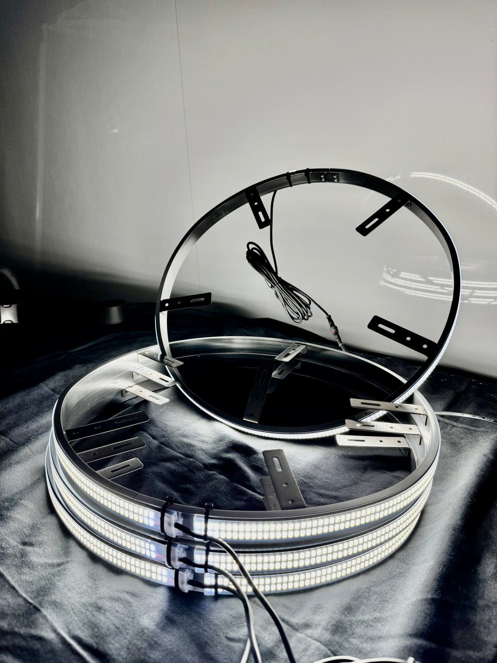 Double Row Pure White Wheel Lights